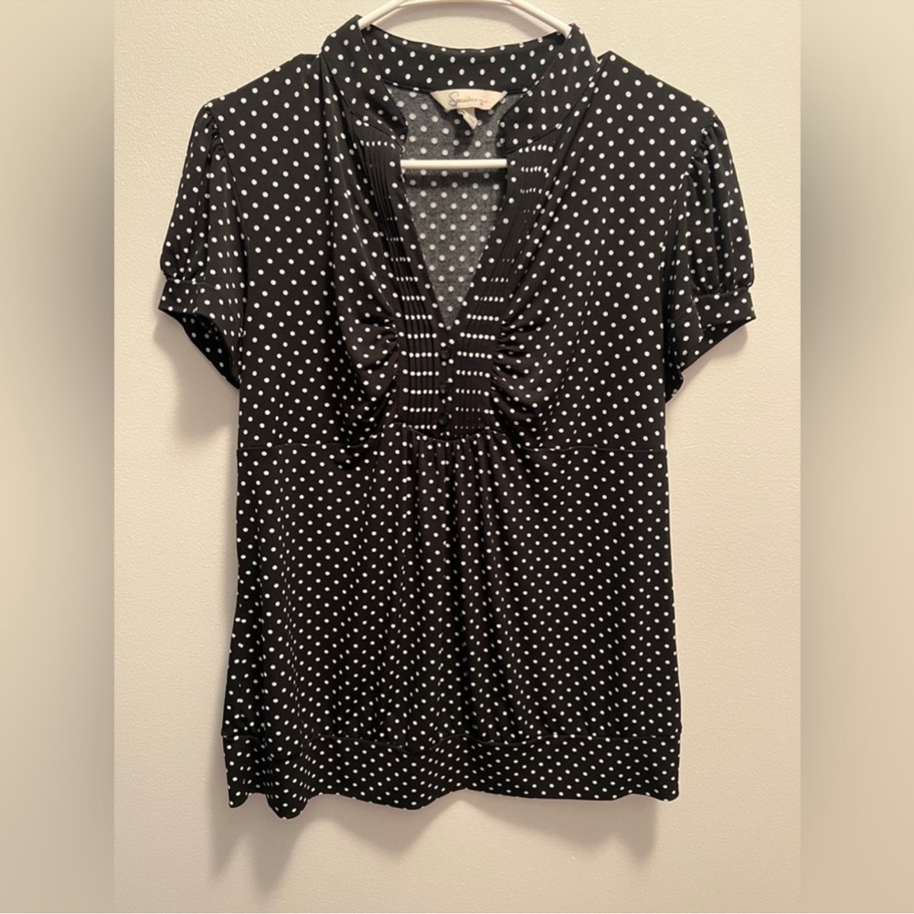 Speechless Black and White Flutter Sleeve Blouse
